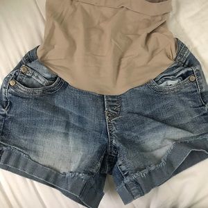 Wallflower Maternity Shorts
